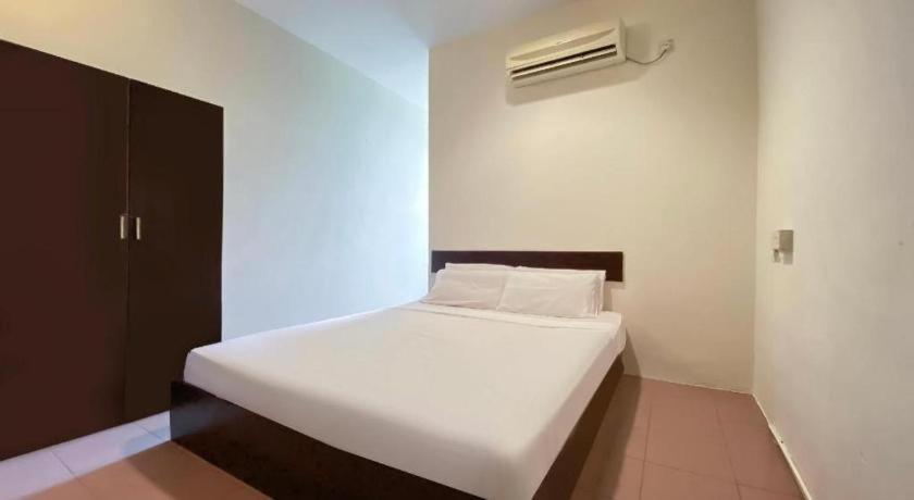 Spot On 89907 Motel Impian Seri Manjung Buitenkant foto