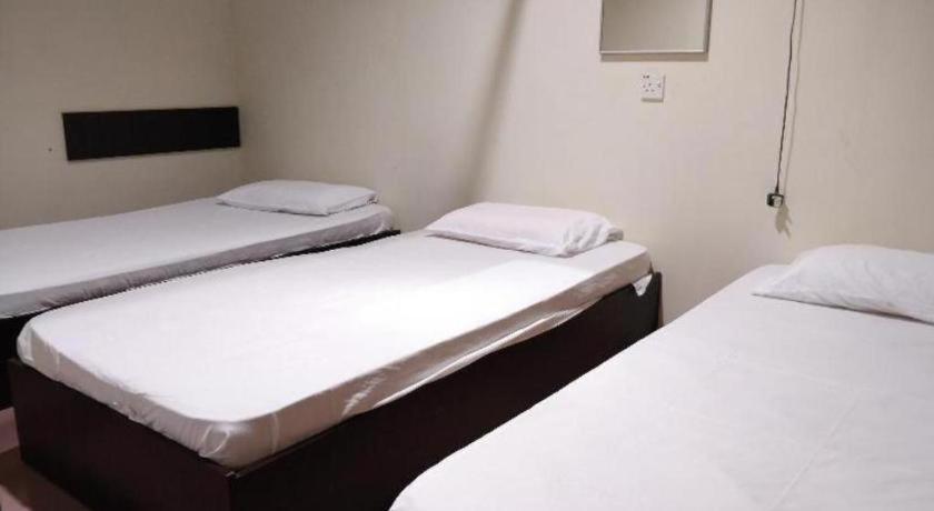 Spot On 89907 Motel Impian Seri Manjung Buitenkant foto