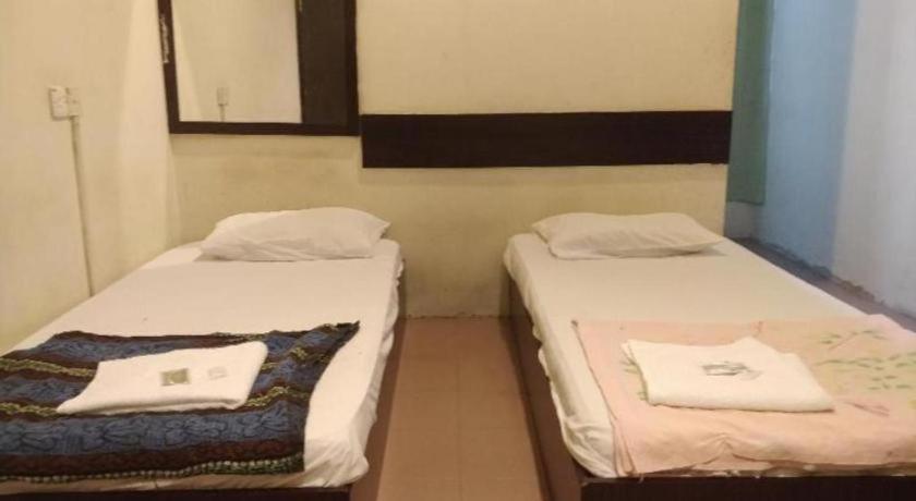 Spot On 89907 Motel Impian Seri Manjung Buitenkant foto
