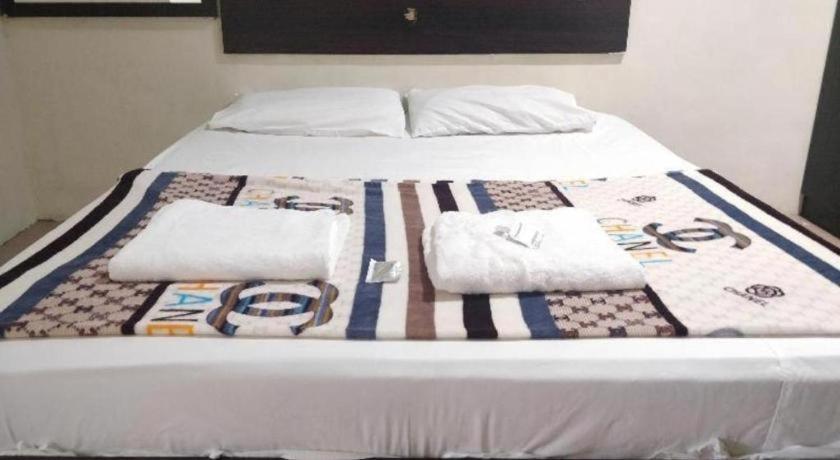 Spot On 89907 Motel Impian Seri Manjung Buitenkant foto